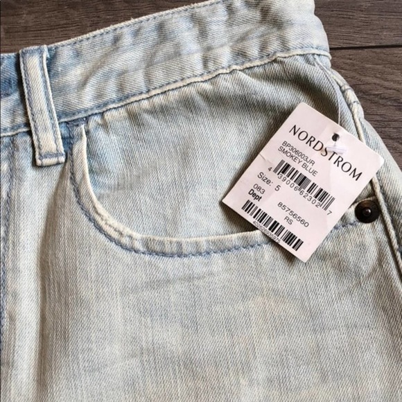 BP Distressed Jean Shorts (5 Juniors) - Picture 3 of 5